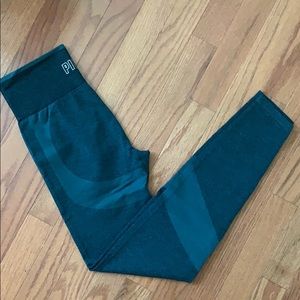 Victoria Secret’s PINK seamless leggings
